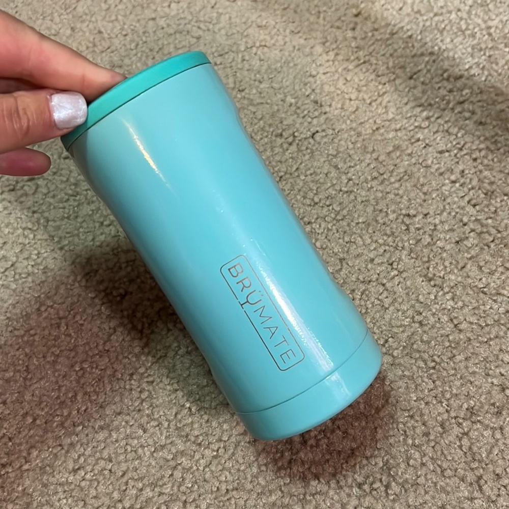 Slim can koozie